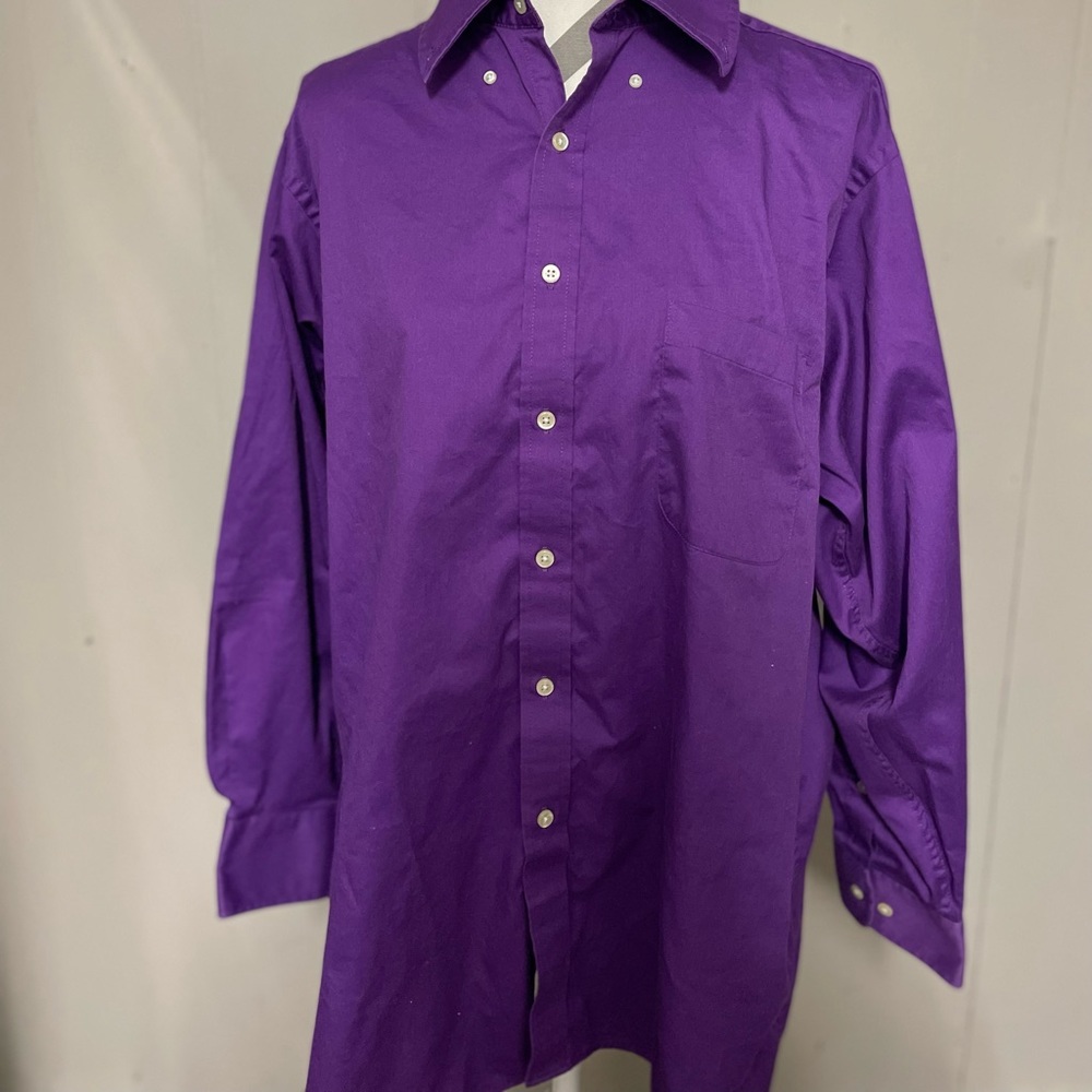 Mens IZOD button down shirt